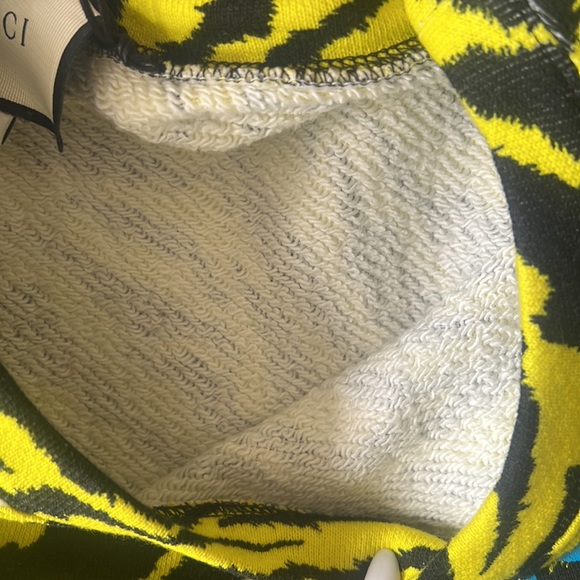 🆕💯% Auth Men’s Gucci Sweatshirt Sz M Tiger Print 🐯 - Picture 6 of 7